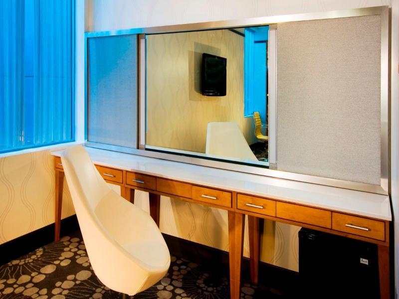 Hotel Aloft Mount Laurel Extérieur photo