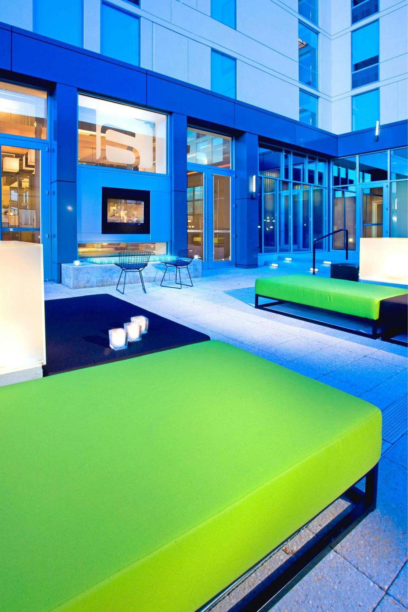 Hotel Aloft Mount Laurel Extérieur photo