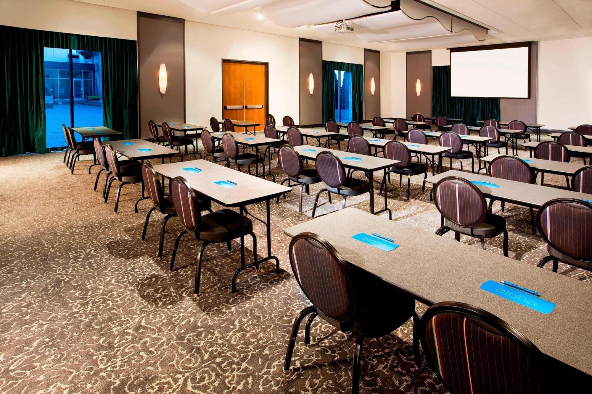 Hotel Aloft Mount Laurel Extérieur photo
