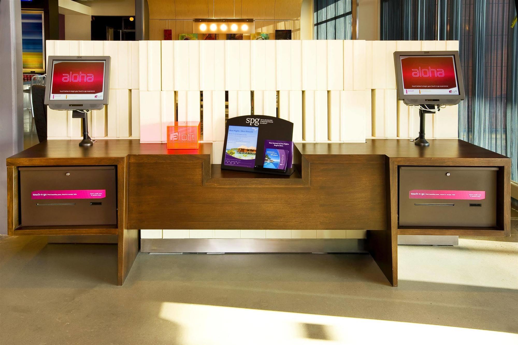 Hotel Aloft Mount Laurel Extérieur photo
